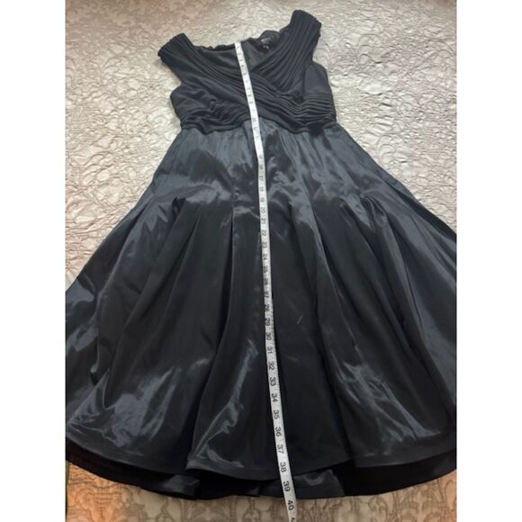 NWOT Tadashi Black semi-formal dress, size 14 - Picture 8 of 8